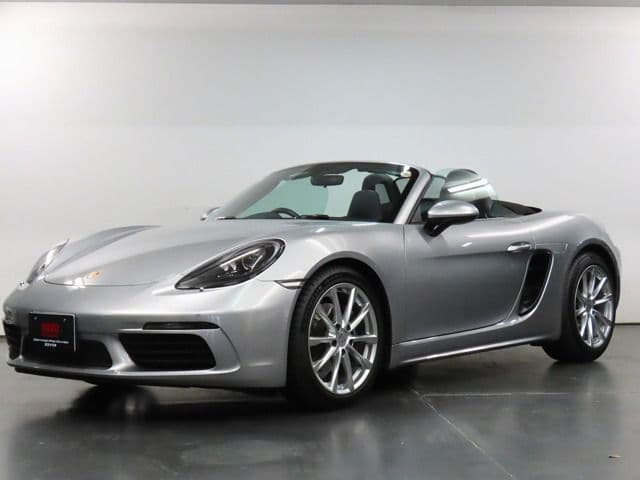 PORSCHE