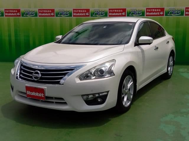 NISSAN