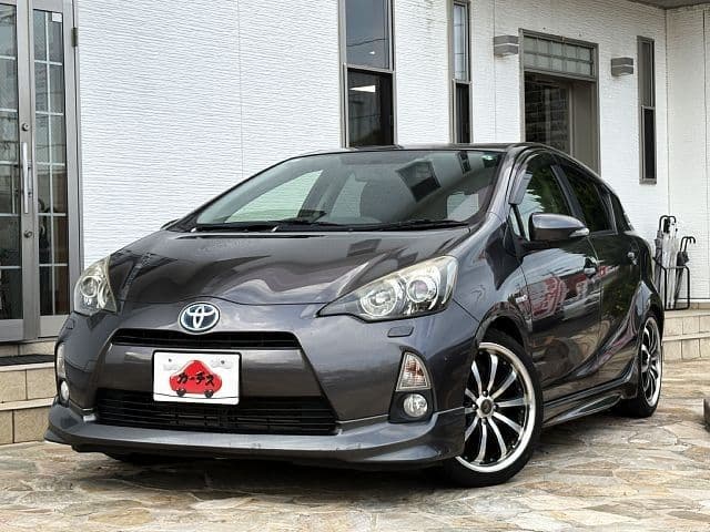 Car image 1