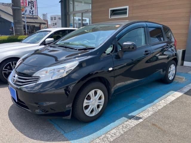 Car image 1