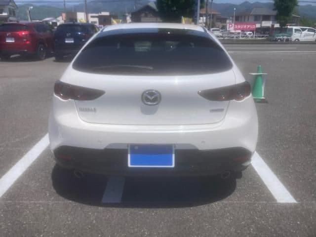 Car thumbnail 4