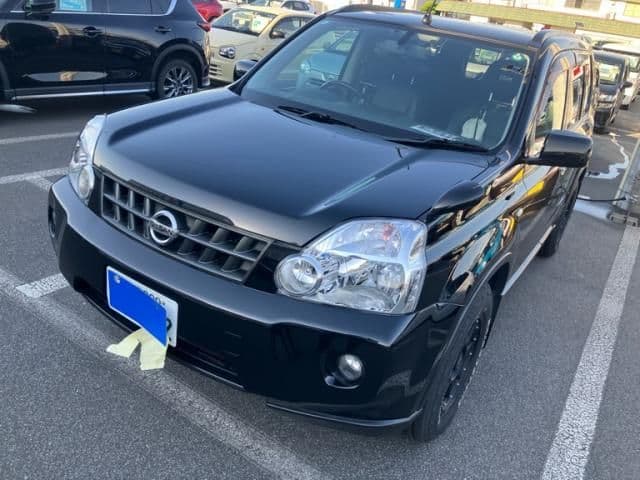 NISSAN