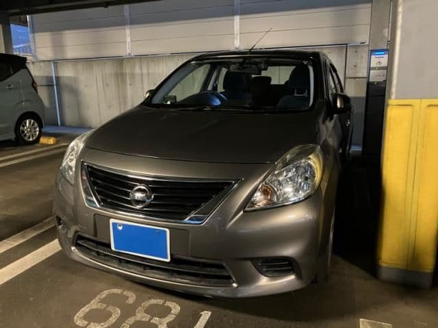 Car image 1