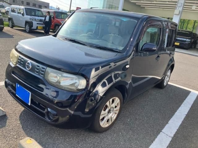 NISSAN