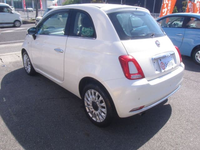 Car thumbnail 4