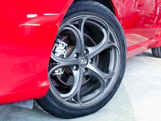 Car thumbnail 4