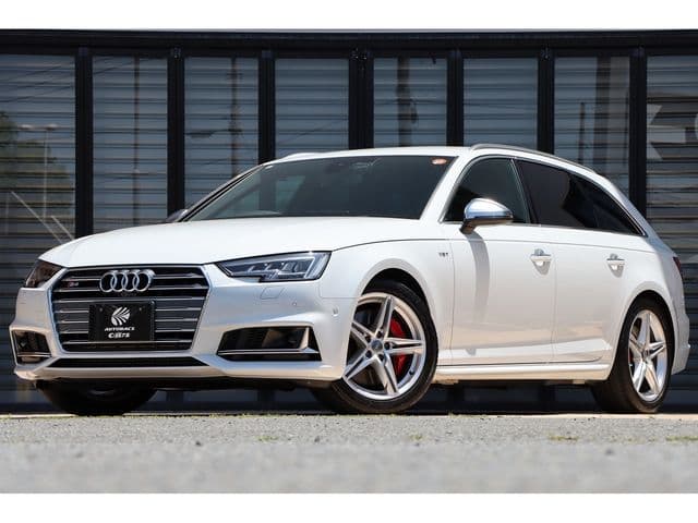 Car image 1