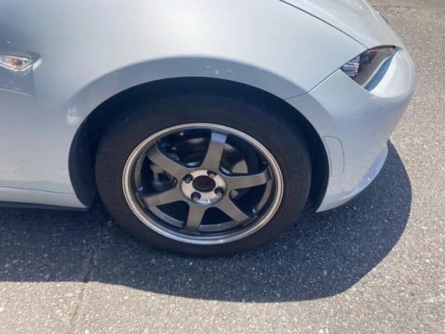 Car thumbnail 4