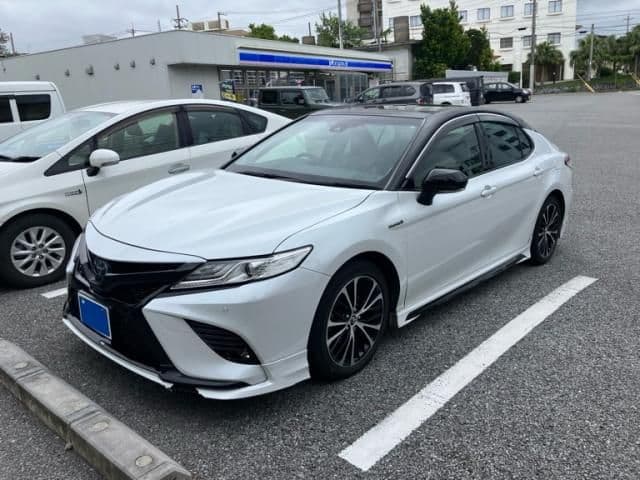 Car image 1