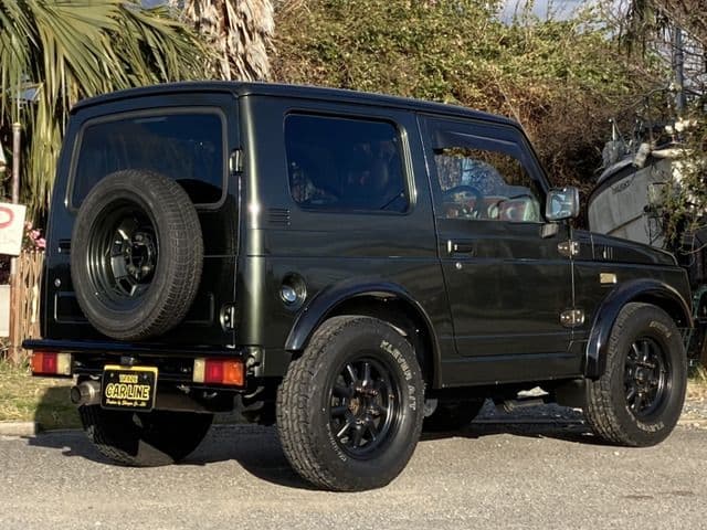 Car thumbnail 2