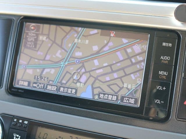 Car thumbnail 3