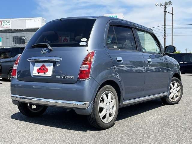 Car thumbnail 3