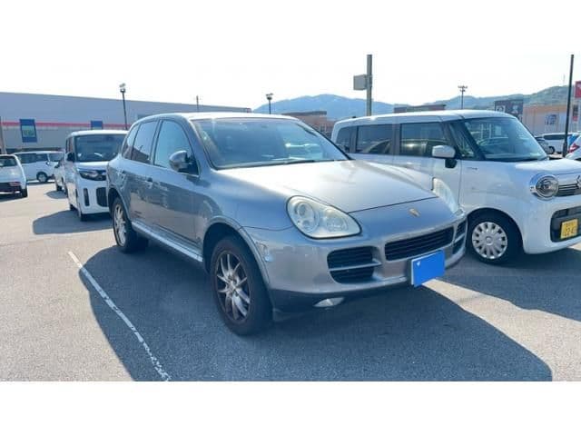 PORSCHE