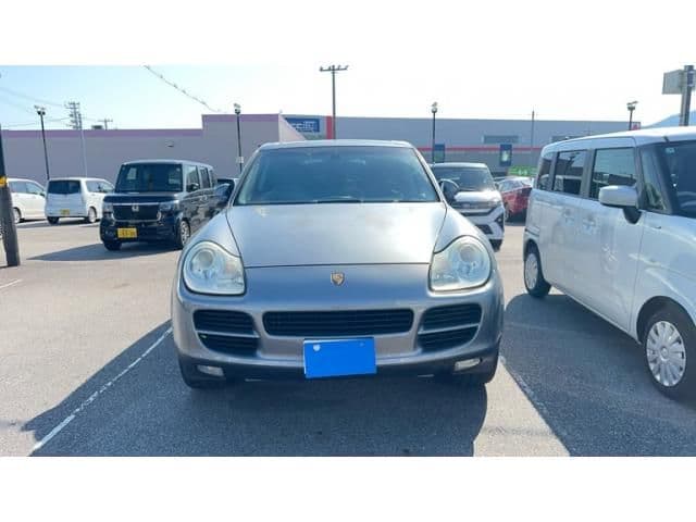 Car thumbnail 2