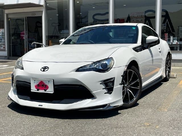 Car image 1