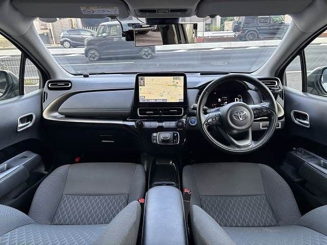 Car thumbnail 2