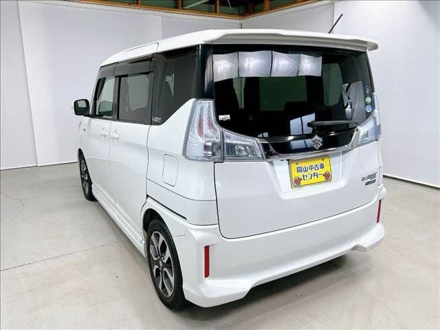 Car thumbnail 3