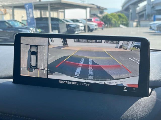 Car thumbnail 4