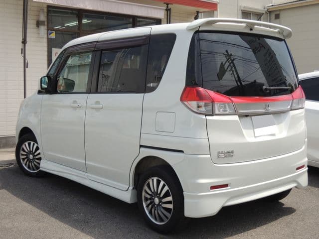 Car thumbnail 4