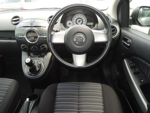Car thumbnail 3