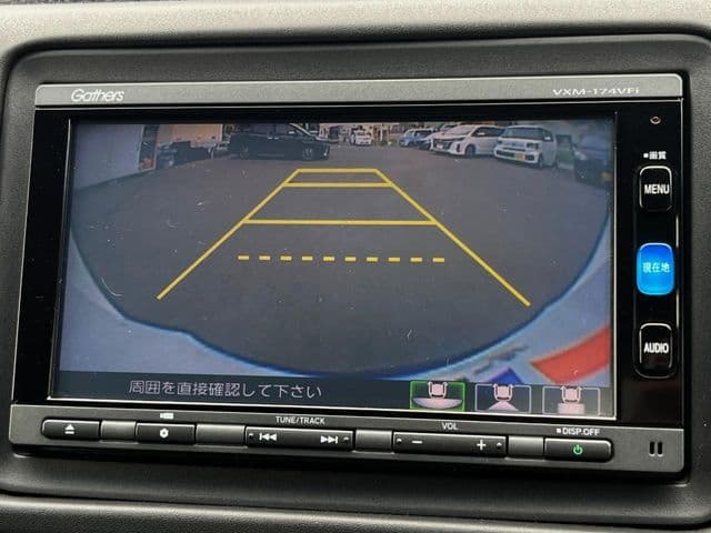 Car thumbnail 4