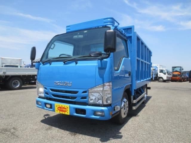 ISUZU