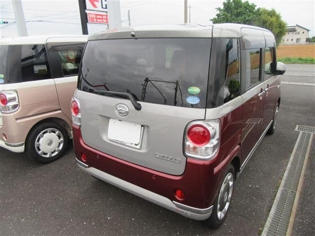 Car thumbnail 3