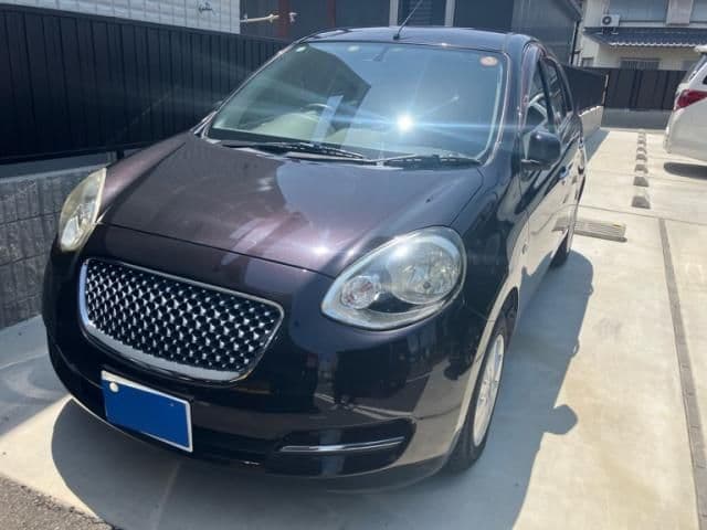 NISSAN