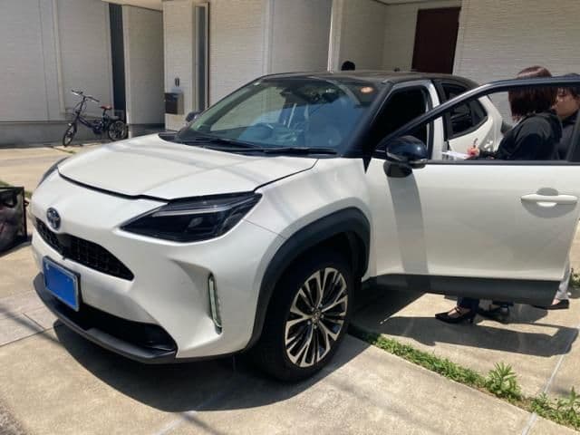 Car image 1