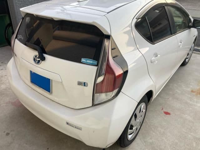 Car thumbnail 2