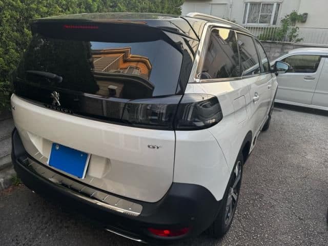 Car thumbnail 4