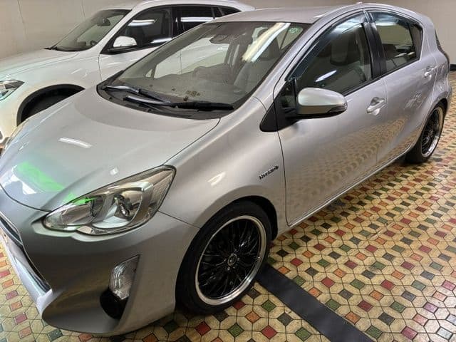 Car thumbnail 2