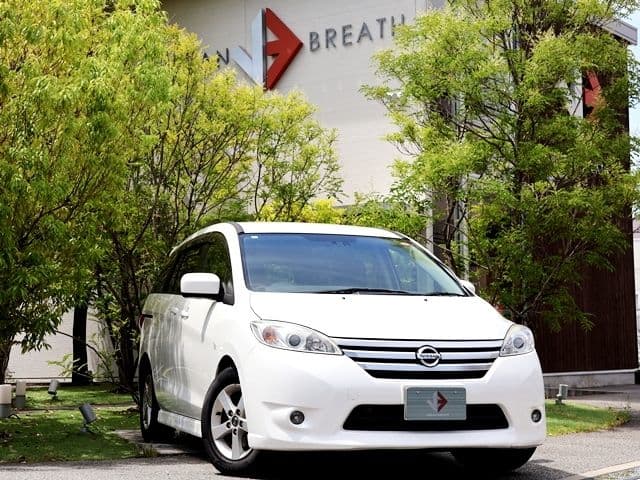 NISSAN