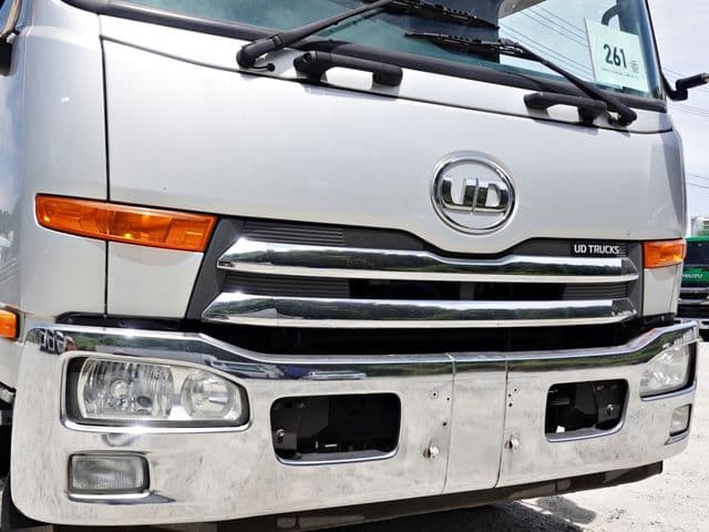 Car thumbnail 4