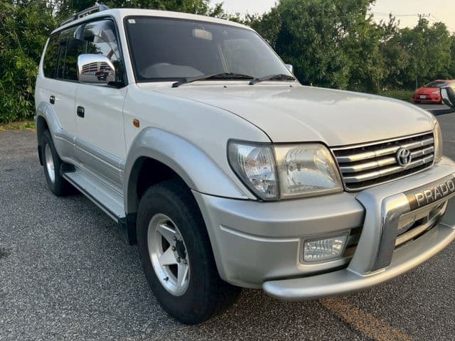 Car image 1