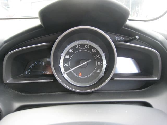 Car thumbnail 4