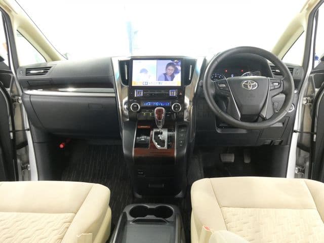Car thumbnail 3