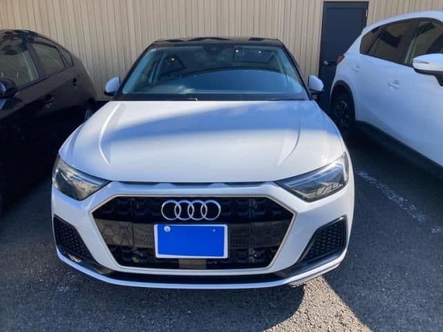 AUDI
