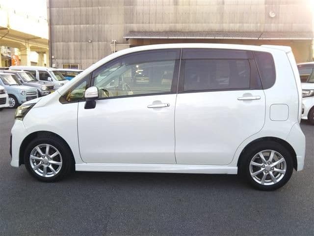 Car thumbnail 4