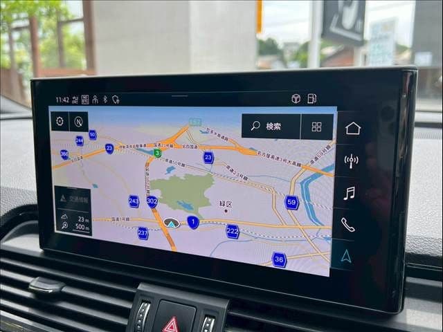 Car thumbnail 4