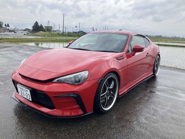 Car image 1