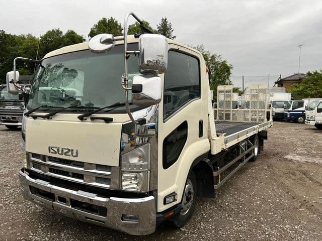 ISUZU