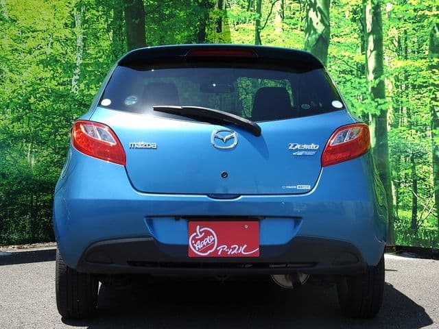 Car thumbnail 4