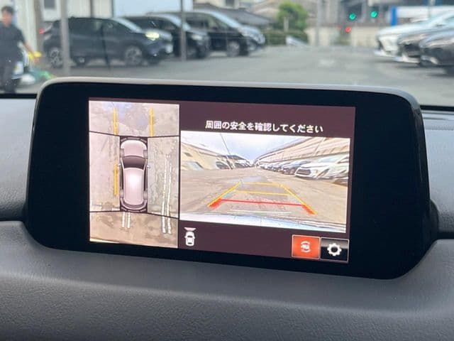 Car thumbnail 4
