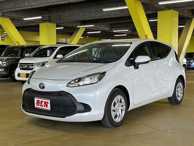 Car image 1