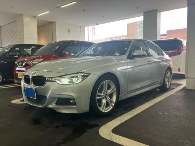 Car image 1
