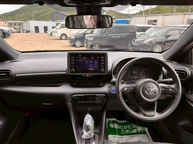 Car thumbnail 3