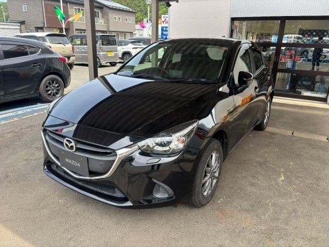 Car image 1
