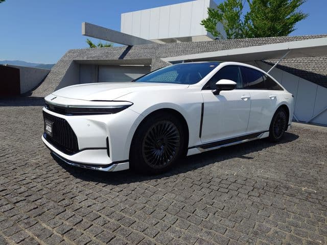 Car thumbnail 2