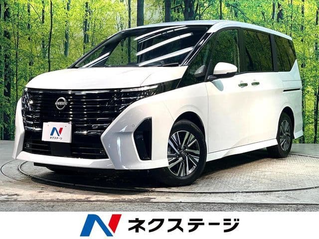 NISSAN